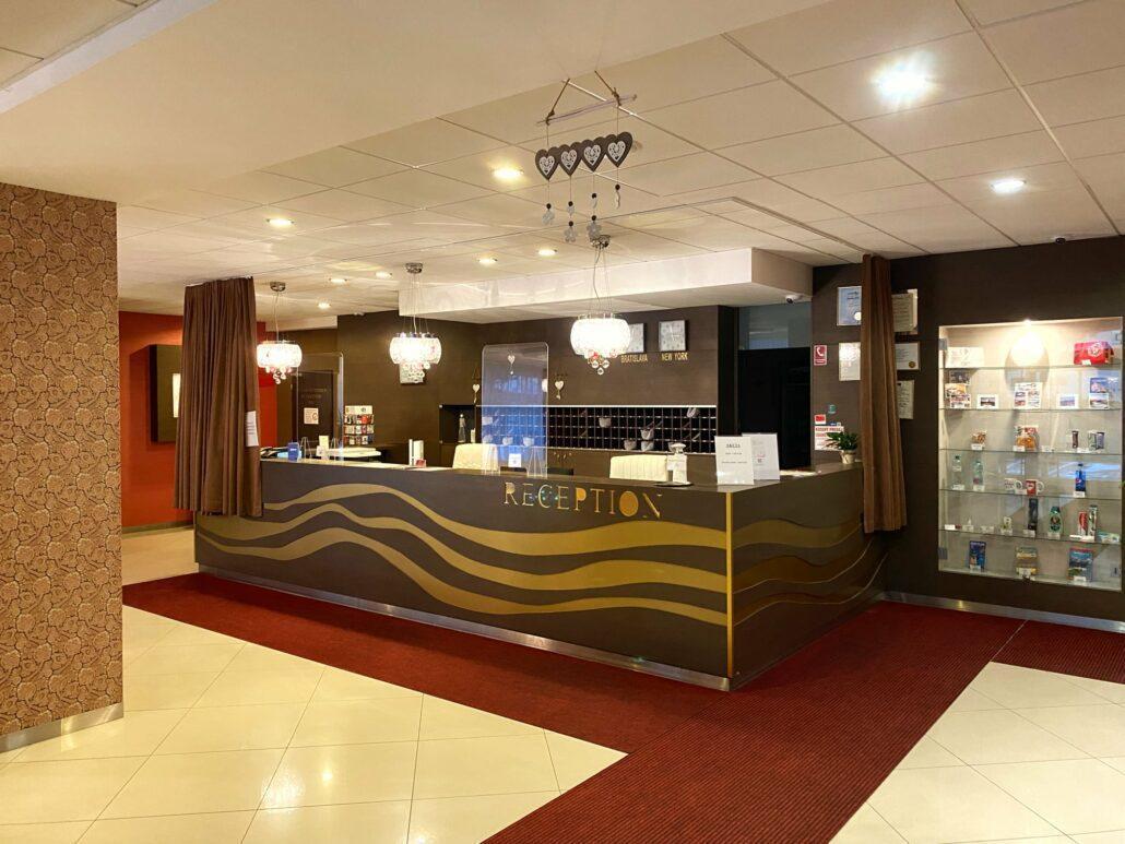 Hotel Baronka Bratislava Exterior photo